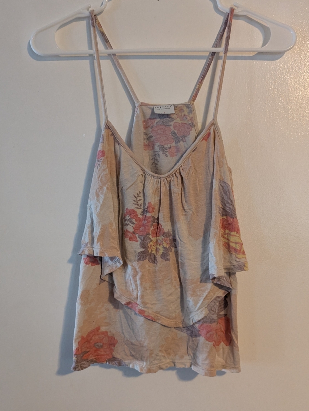 Tresics Beige Floral Layered Camisole